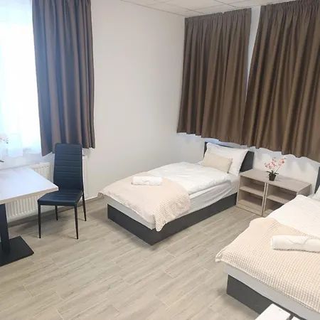 Lägenhetshotell Szatmari 3*