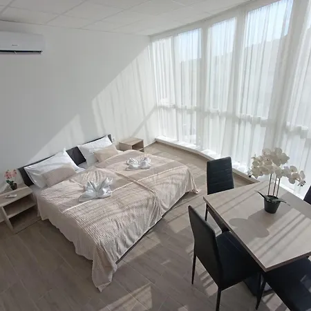 Szatmari Lägenhetshotell Szekszárd