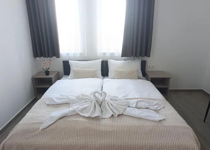 Aparthotel Szatmári 3*